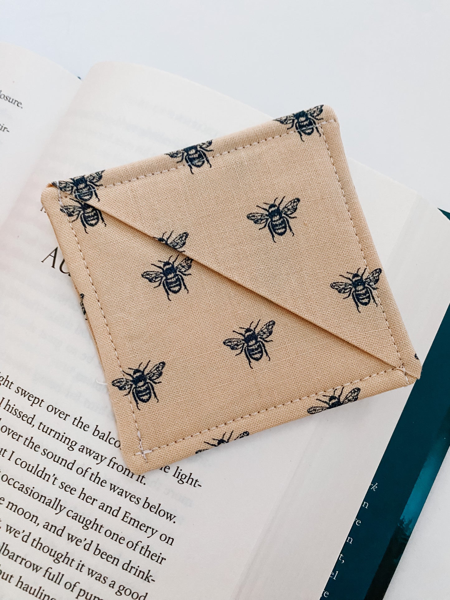 Magnolia Bookmark