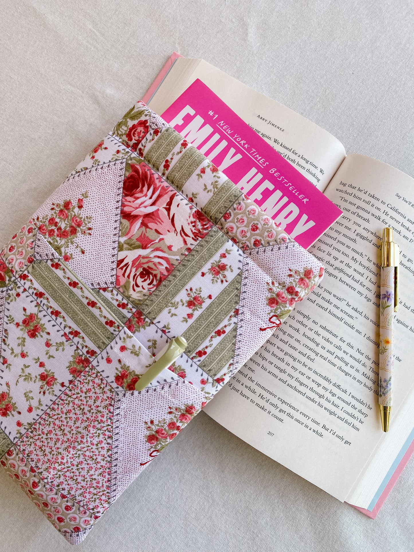 Juliette Booksleeve