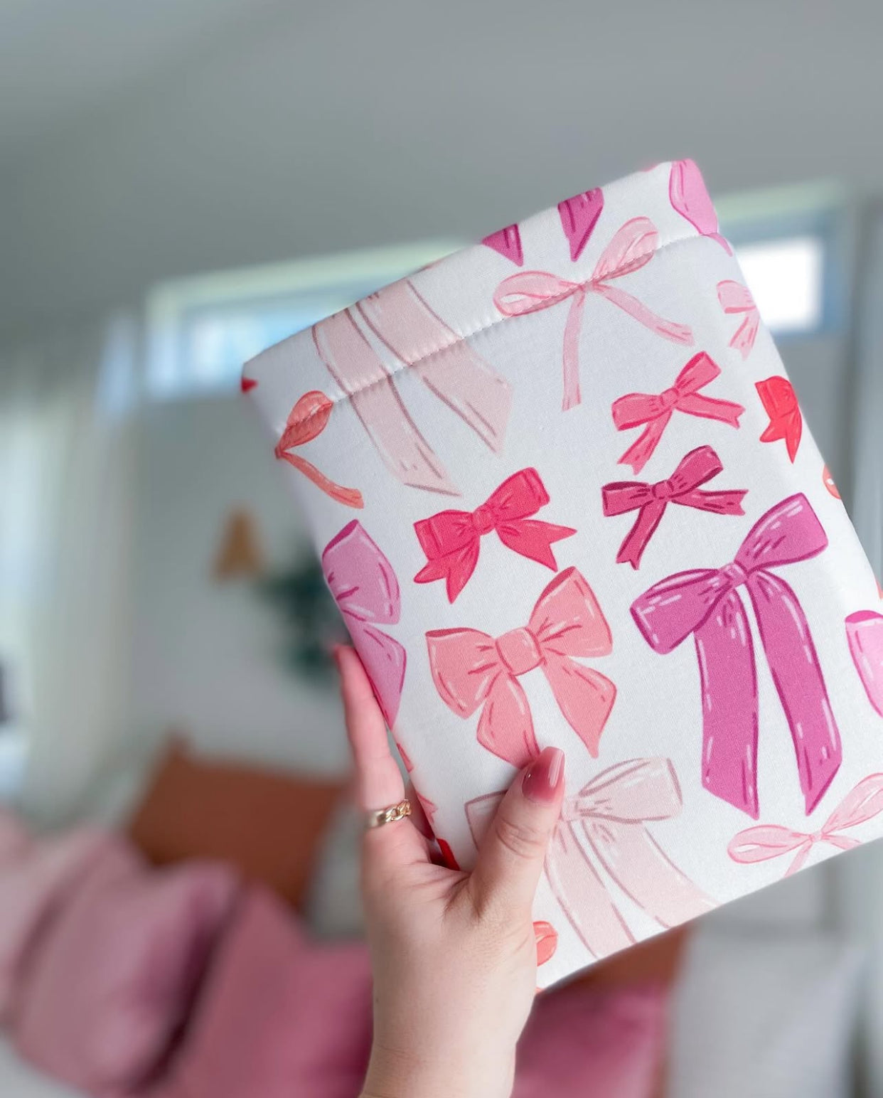 Gracie Booksleeve