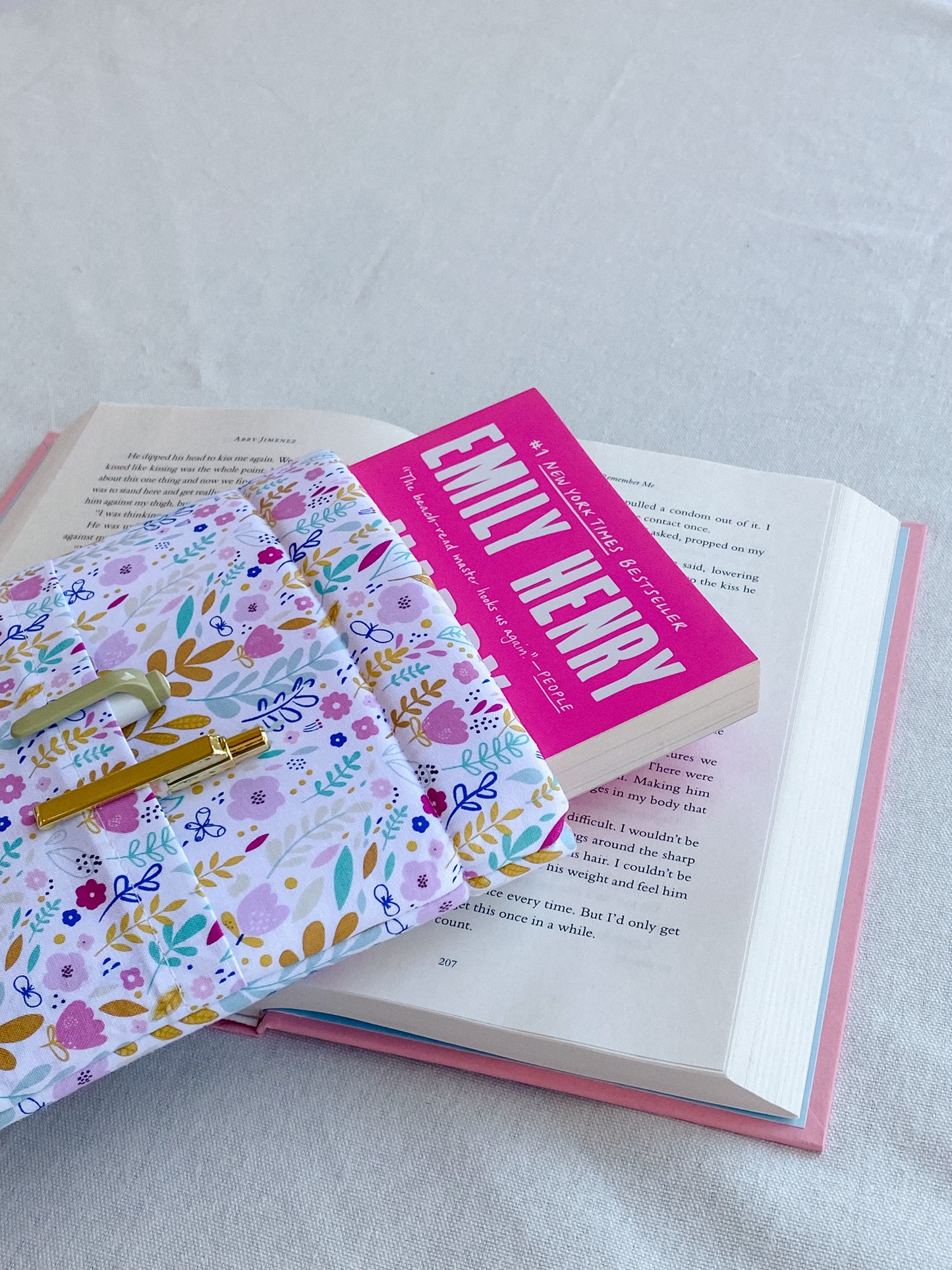 Posie Booksleeve