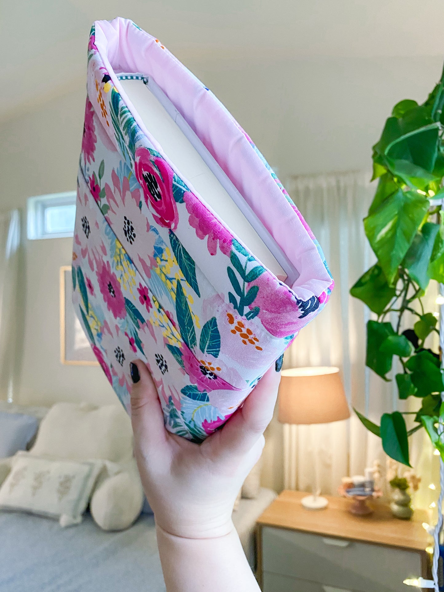 Poppy Booksleeve