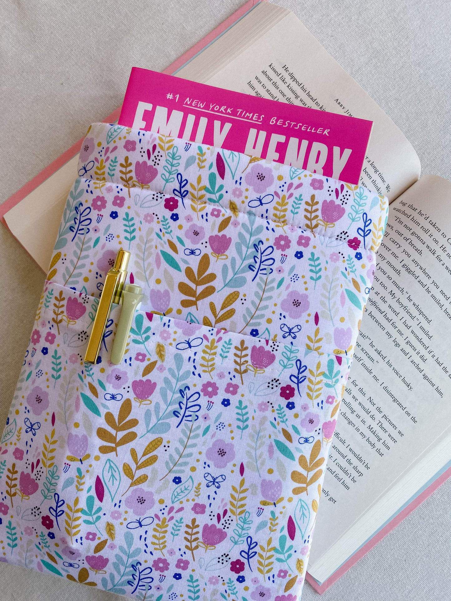 Posie Booksleeve