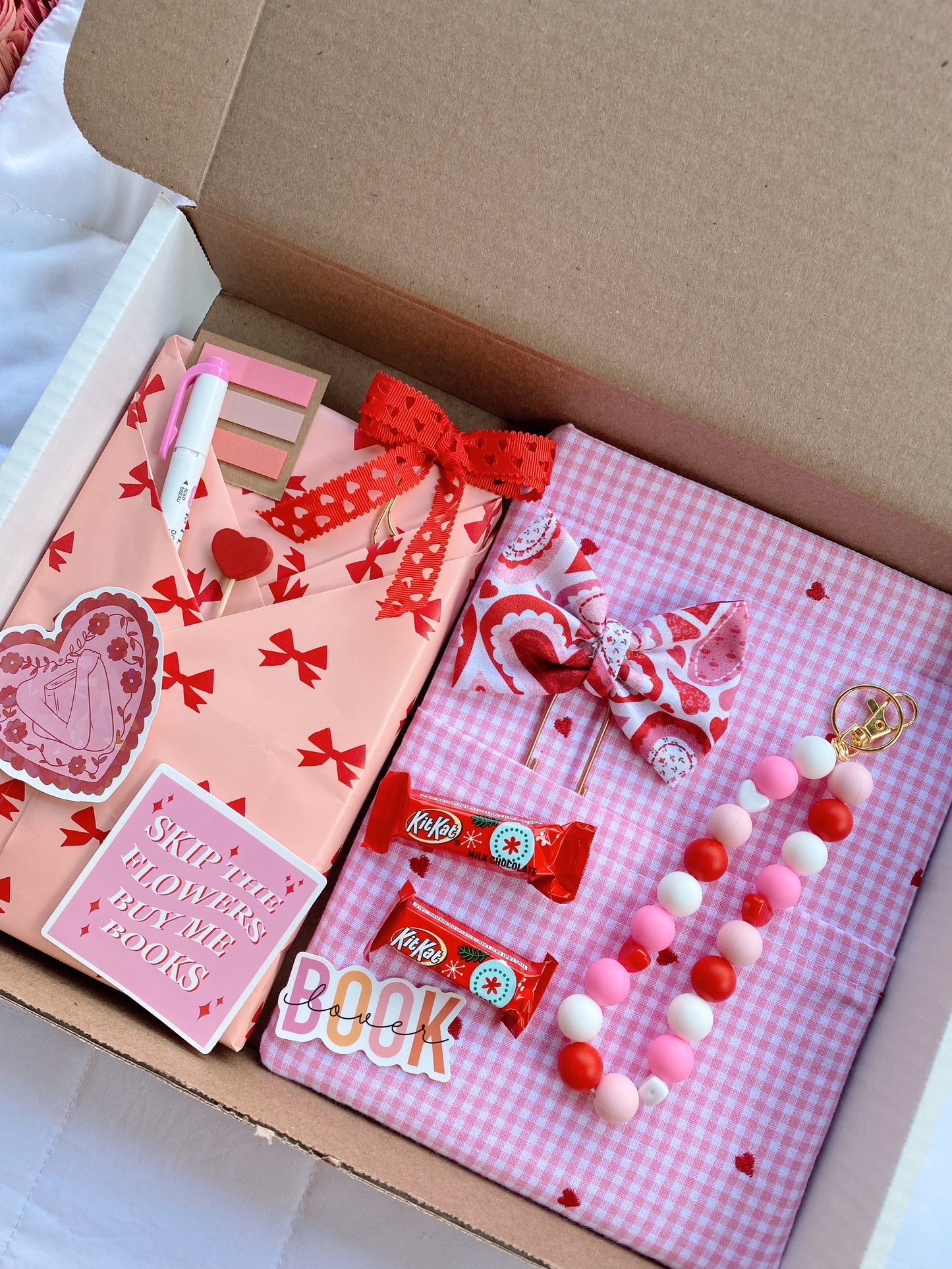 THE BESTIE BOOKISH BUNDLE