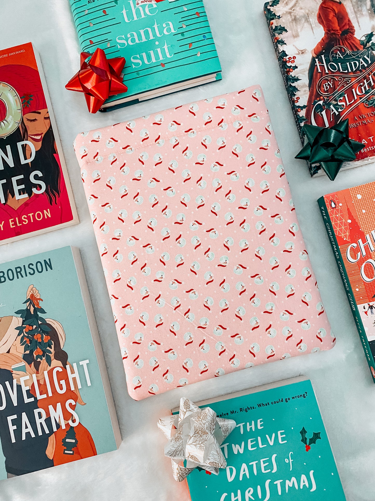 Merry Booksleeve