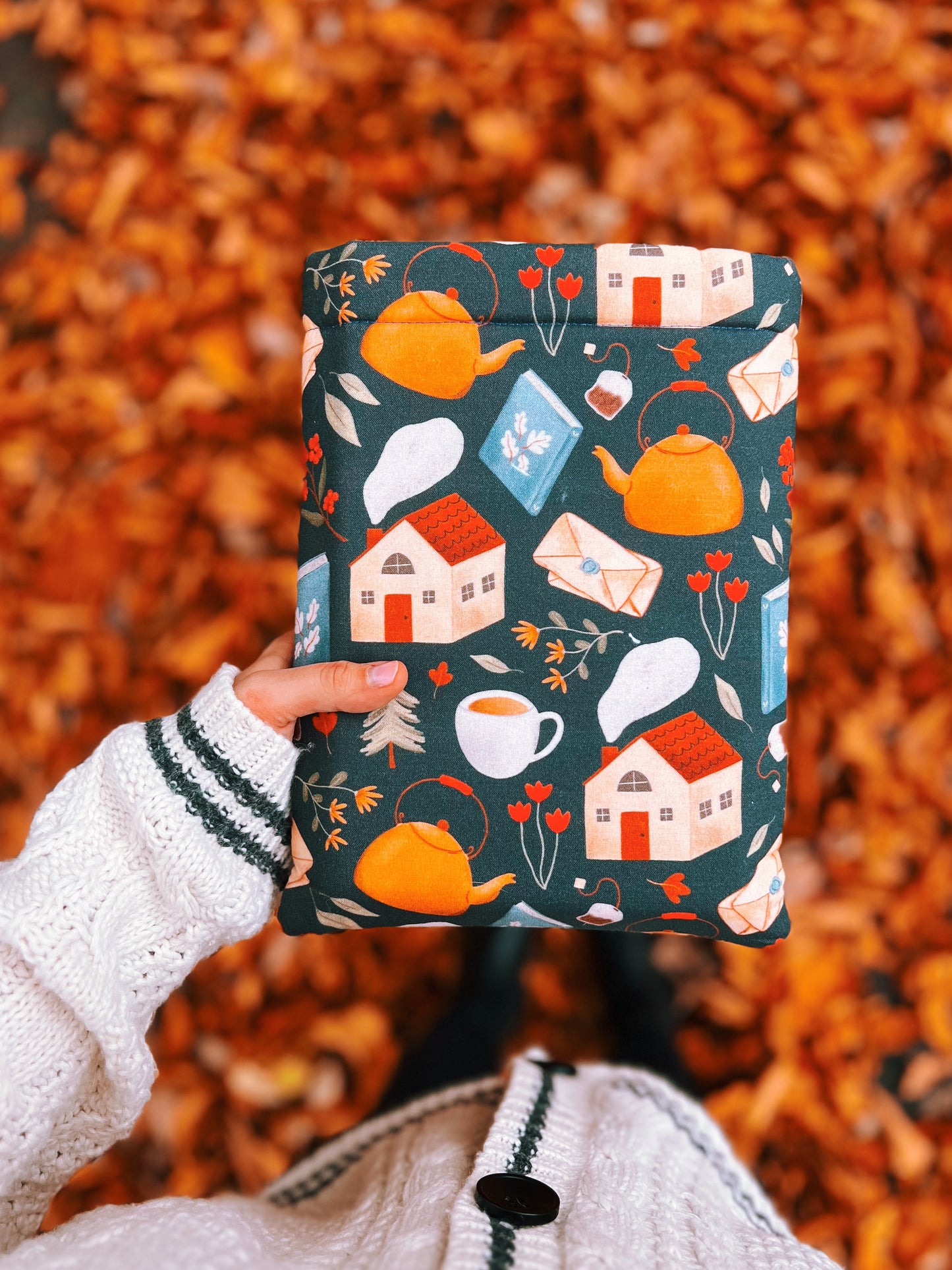 Storybook Cottage Booksleeve