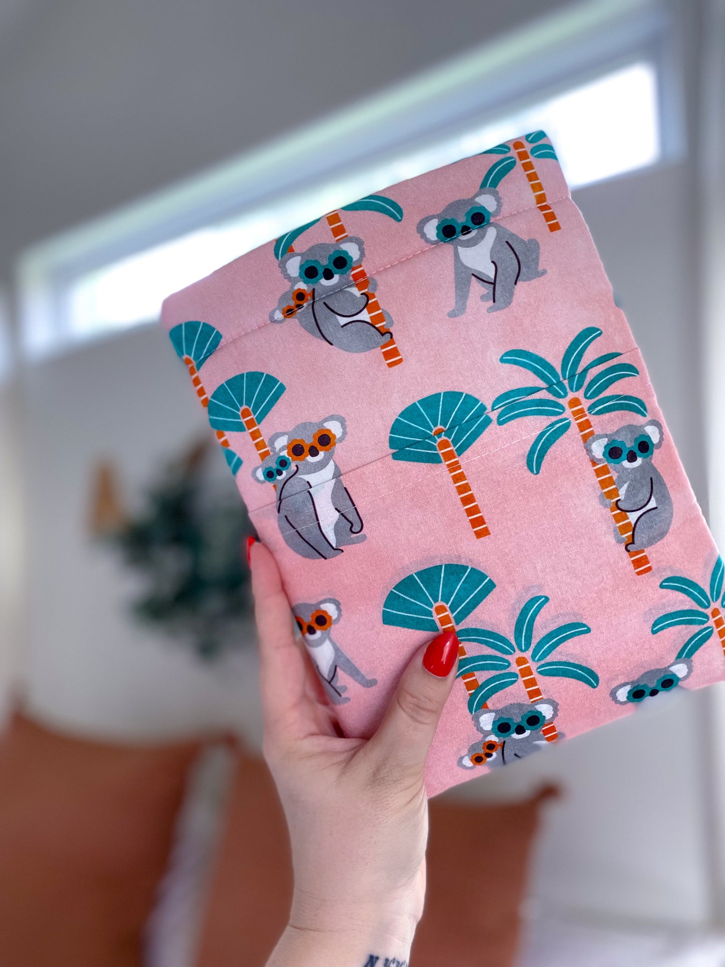 Kona Booksleeve