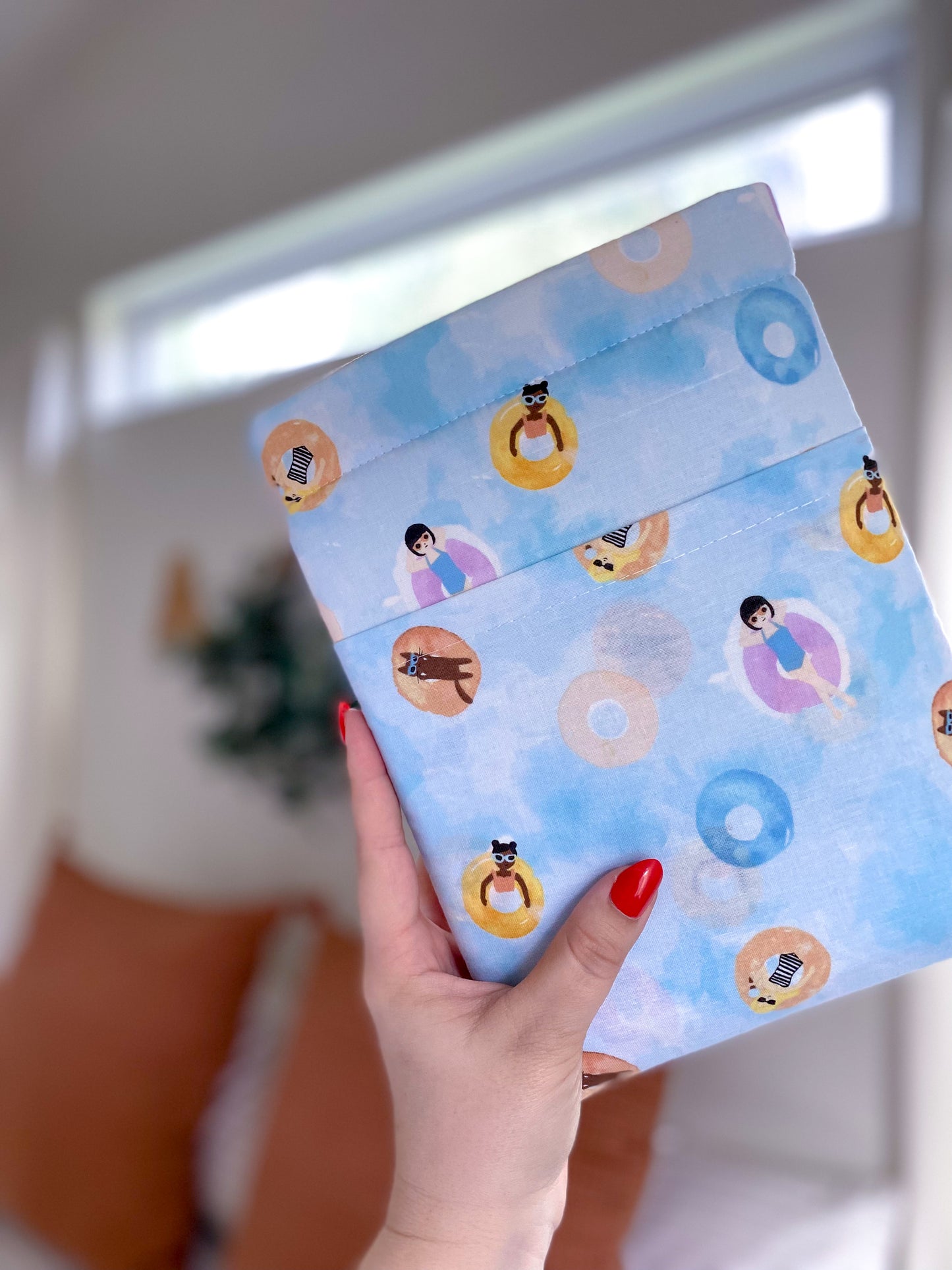 Summer Booksleeve