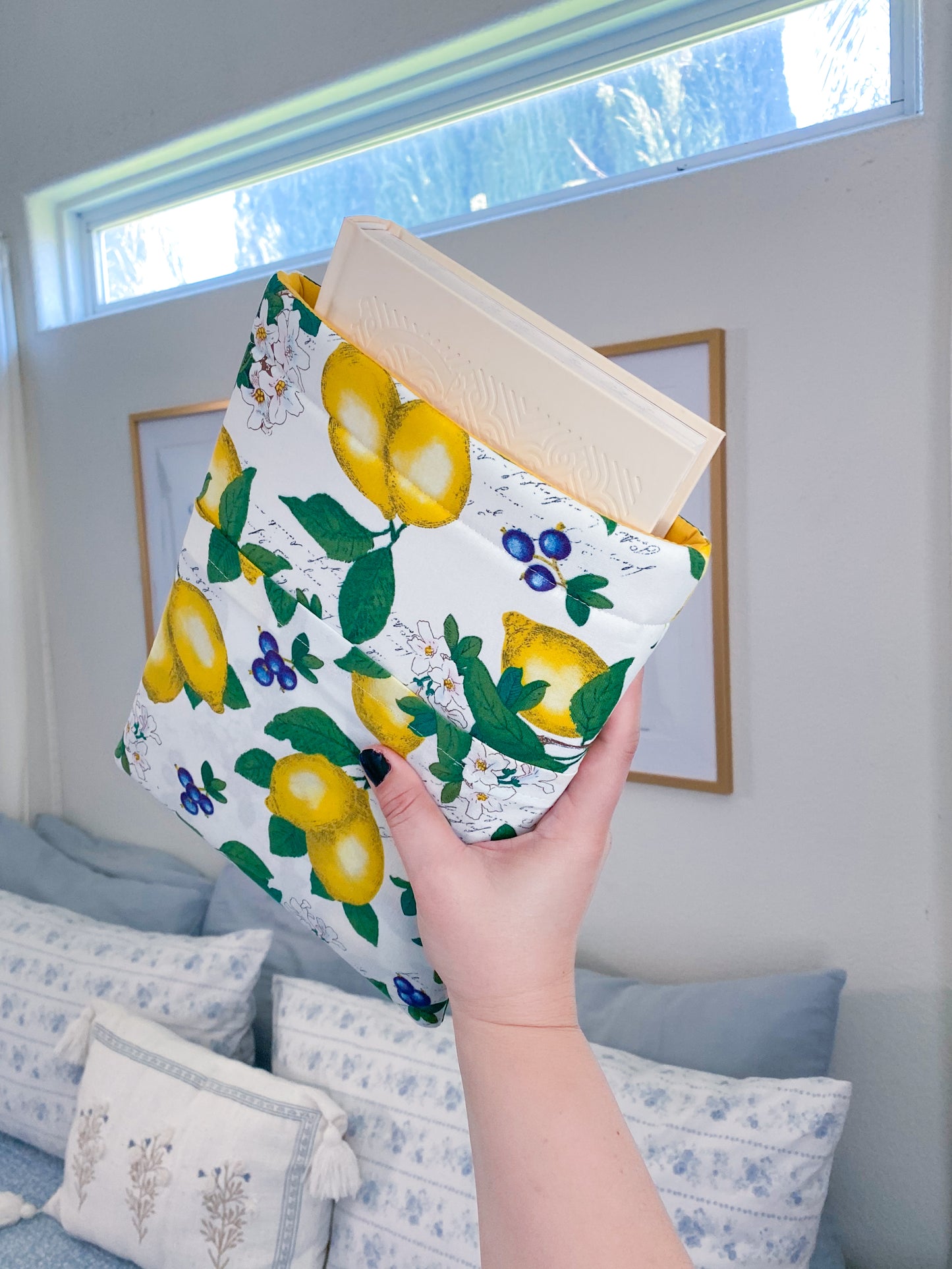 Lemon Twist Booksleeve