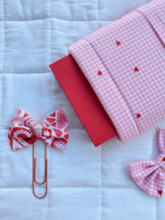 Fabric Bow Bookmark in Quilted Hearts