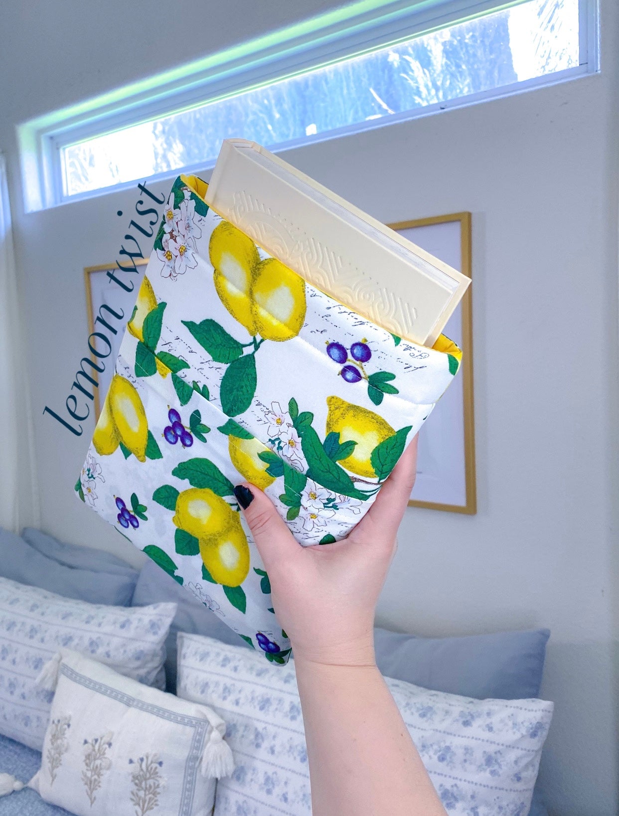 Lemon Twist Booksleeve