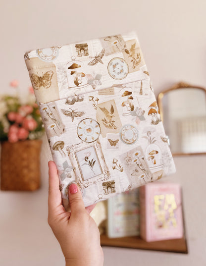 Olivia Booksleeve