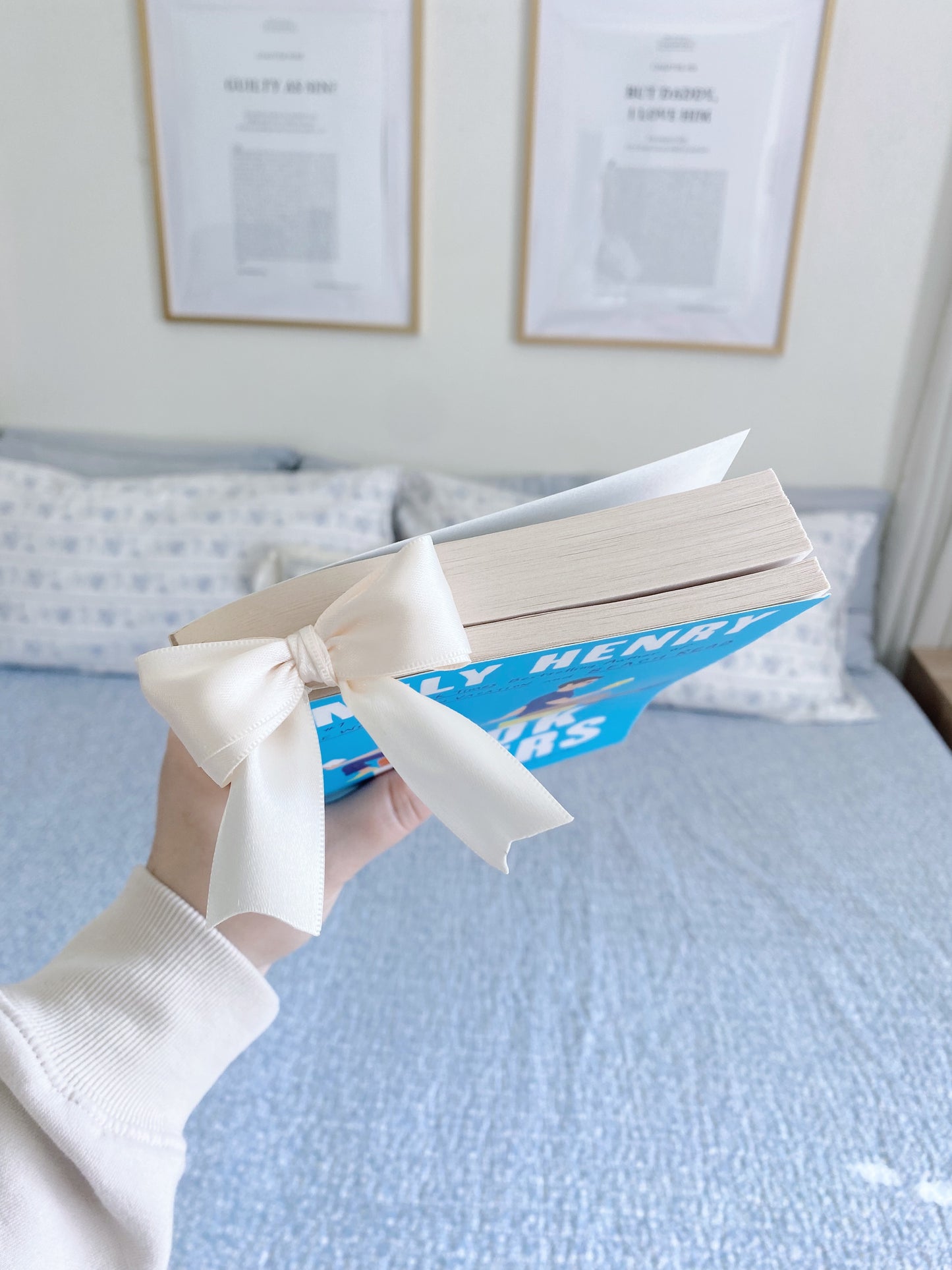 Ribbon Bow Bookmark in Ivory