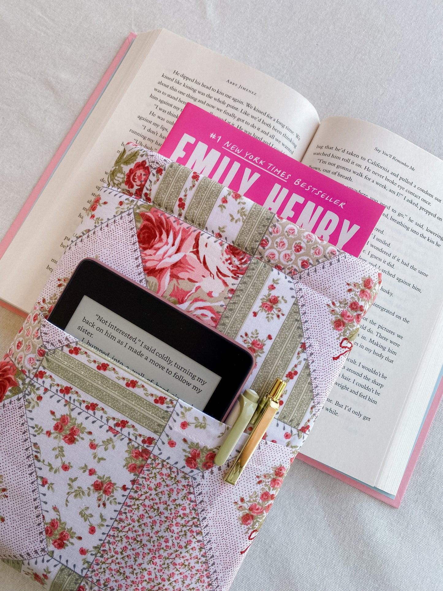 Juliette Booksleeve