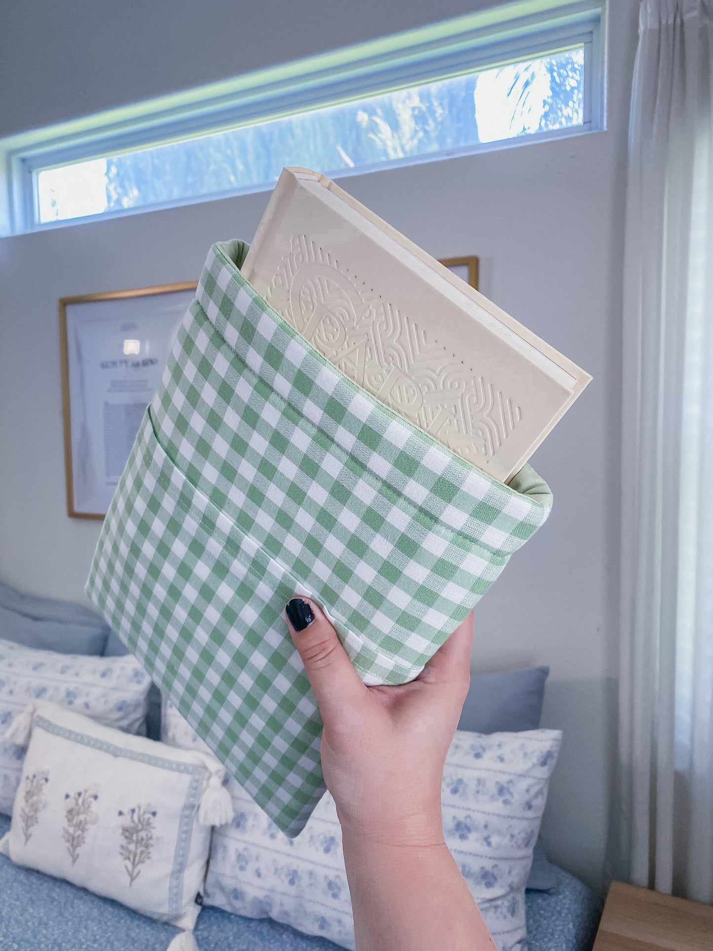 Gingham in the Garden Booksleeve