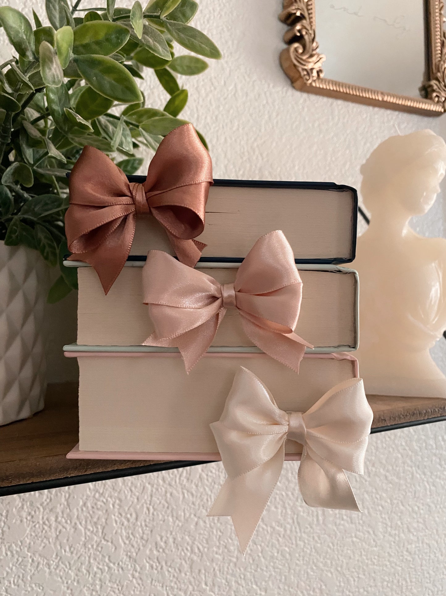 New! Bow Bookmark