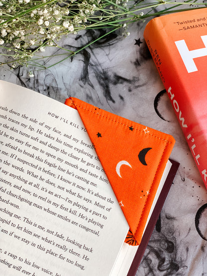 MOON & STARS CORNER BOOKMARK