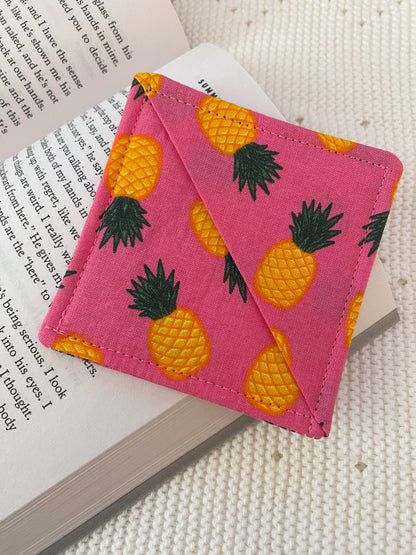 PINEAPPLE POP CORNER BOOKMARK