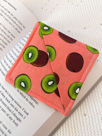 KIWI KICK CORNER BOOKMARK