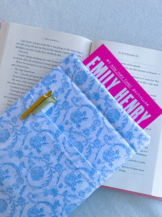 Capri Booksleeve