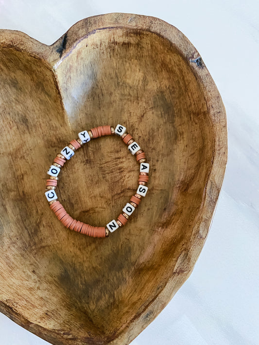 COZY SEASON CLAY BRACELET