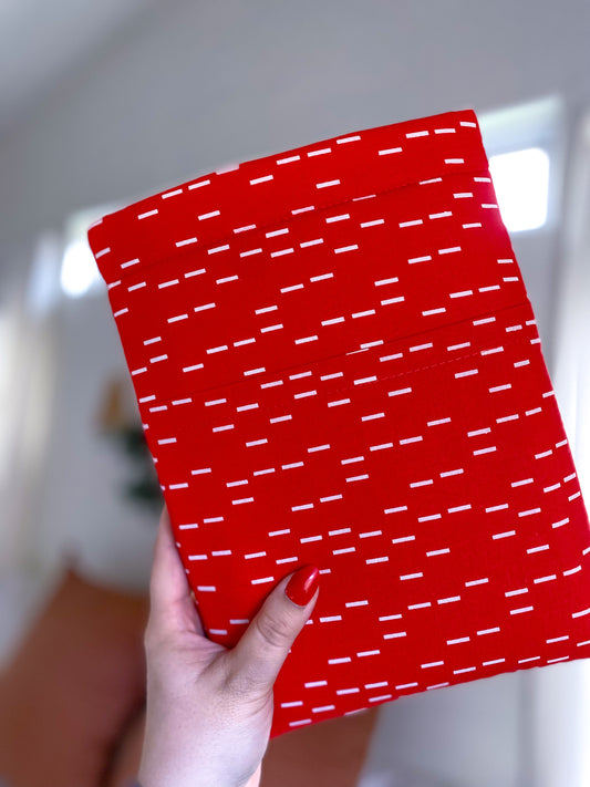 SUMMER RED BOOKSLEEVE