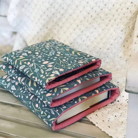 Hattie Booksleeve