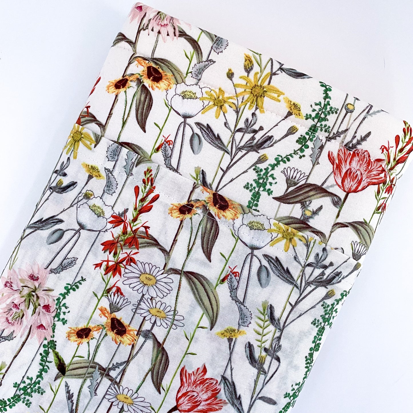 WILD & FREE BOOKSLEEVE