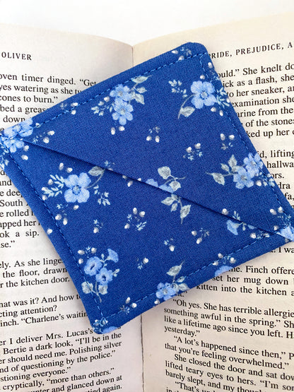 BLUE DITSY CORNER BOOKMARK